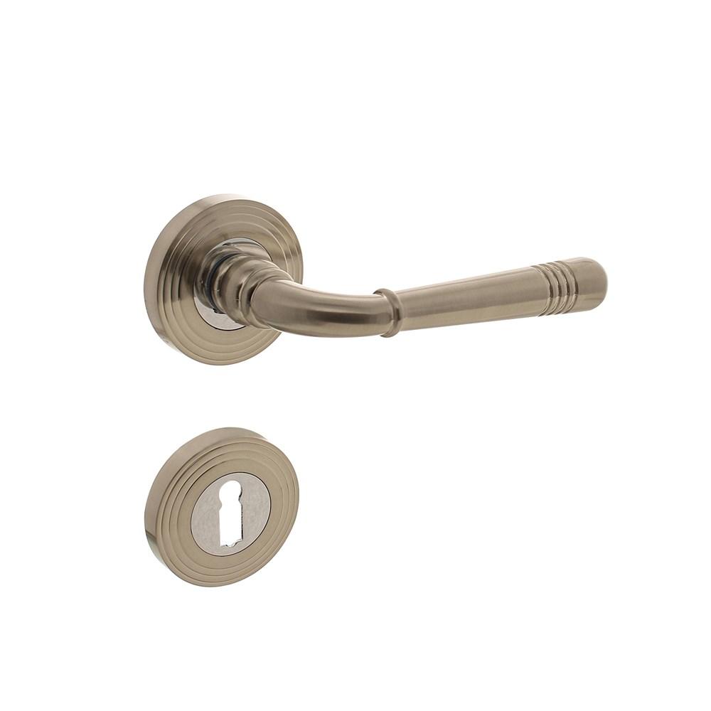 Deurkruk 1725 Emily op rond rozet 7mm nokken met sleutelgat plaatjes chroom nikkel mat afbeelding