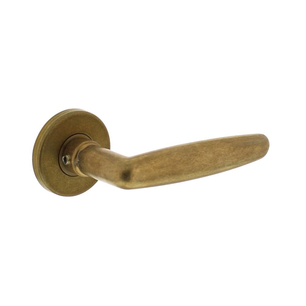 Deurkruk Sophie met rozet ø49x7mm verdekt messing getrommeld afbeelding