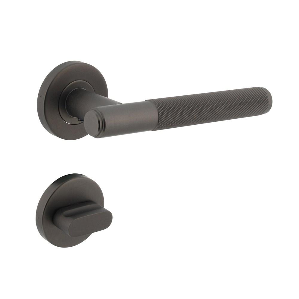 Deurkruk Rombo ruit motief op geveerde stalen rozet met nokken ø53x8mm en WC 8mm rvs antraciet-grijs afbeelding