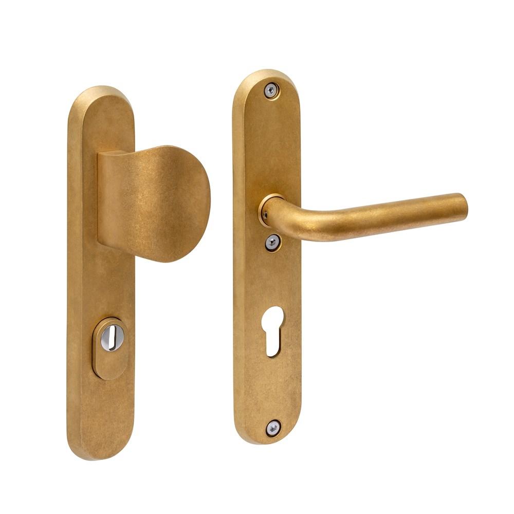 SKG3 veiligheidsbeslag ovaal 250x50mm greep/kruk Luzern m.veerconstructie profielcil.gat 72mm PVD afbeelding